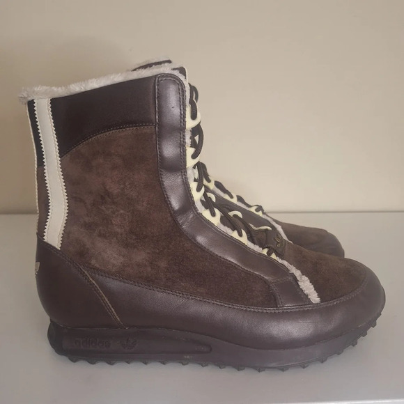 Adidas leather sherpa lined lace up ankle boots SZ 8 - Picture 1 of 12